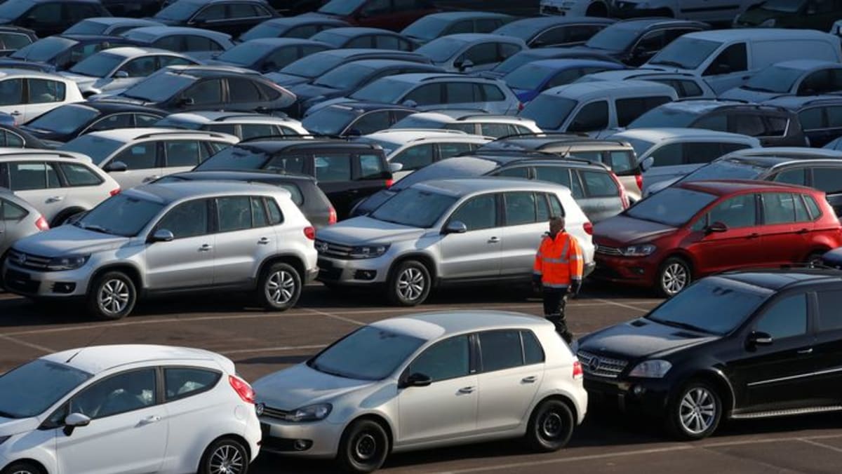 Las ventas de automóviles en la UE aumentarán un 7,9 % en 2022 a medida que se estabilice el suministro de chips: ACEA