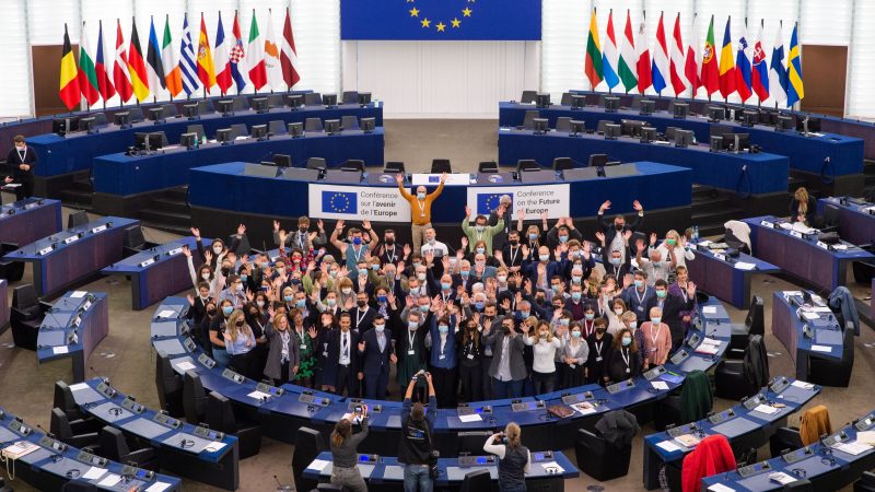 Los ciudadanos exigen responsabilidad de la UE sobre la transición ecológica y la información pública