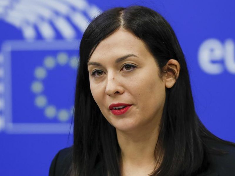 Los ministros de la UE buscan soluciones a medida que se avecina la crisis humanitaria en Ucrania