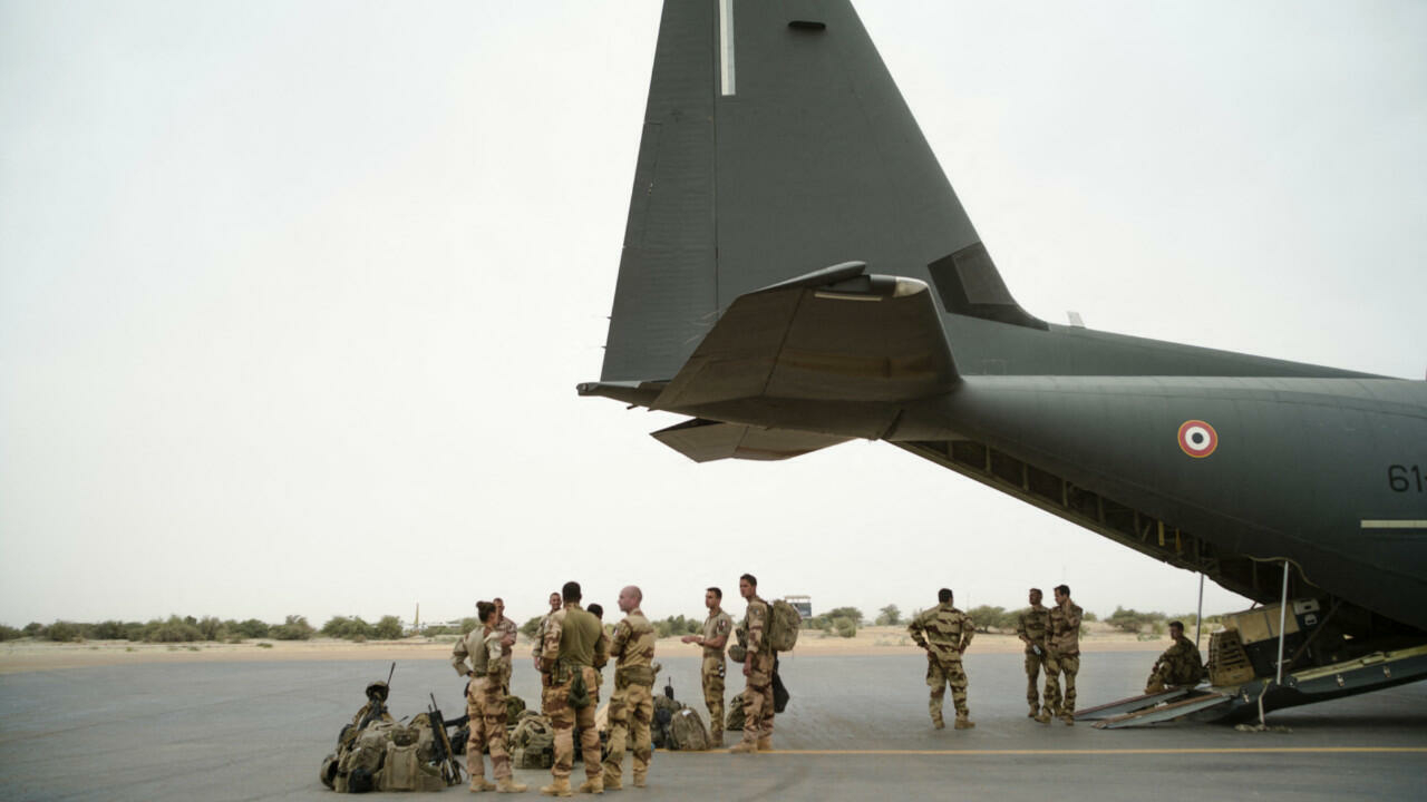 Malí pide a Francia que retire las tropas 'sin demora'