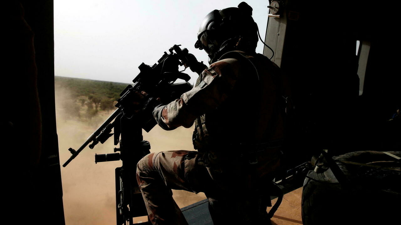 Se espera que Macron anuncie la retirada de las tropas francesas de Malí