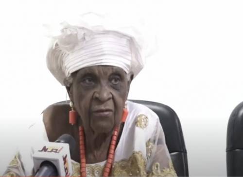 ÚLTIMA HORA: Mujer de 102 años declara postularse para presidente de Nigeria en 2023