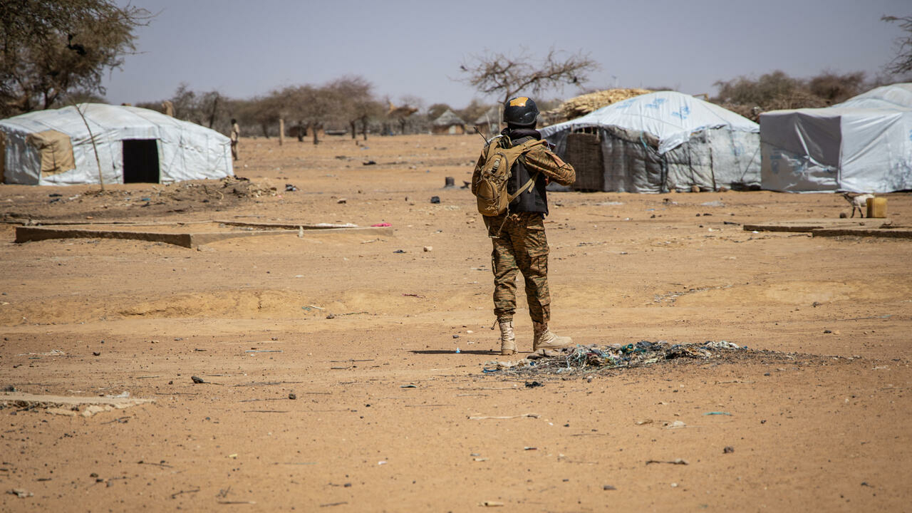 Al menos doce soldados muertos en ataque en Burkina Faso, afirman fuentes del Ejército