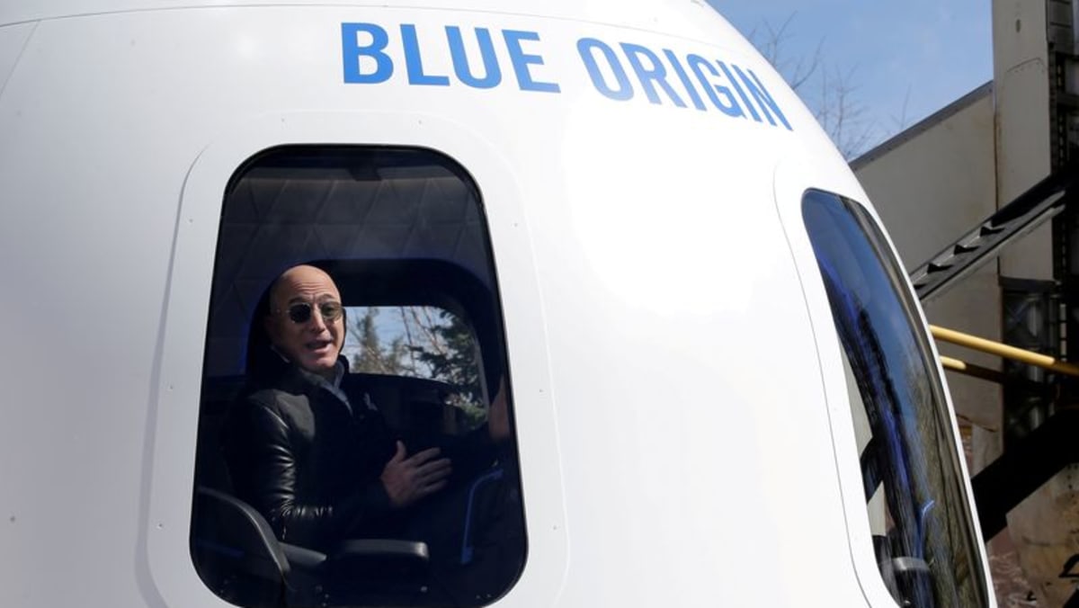 Blue Origin llevará a la estrella de SNL Pete Davidson al espacio la próxima semana