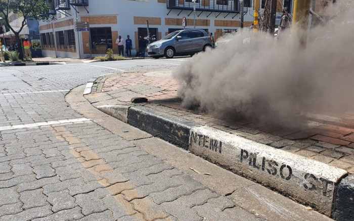 City Power espera luz verde para evaluar daños por incendio en el centro de la ciudad de Johannesburgo