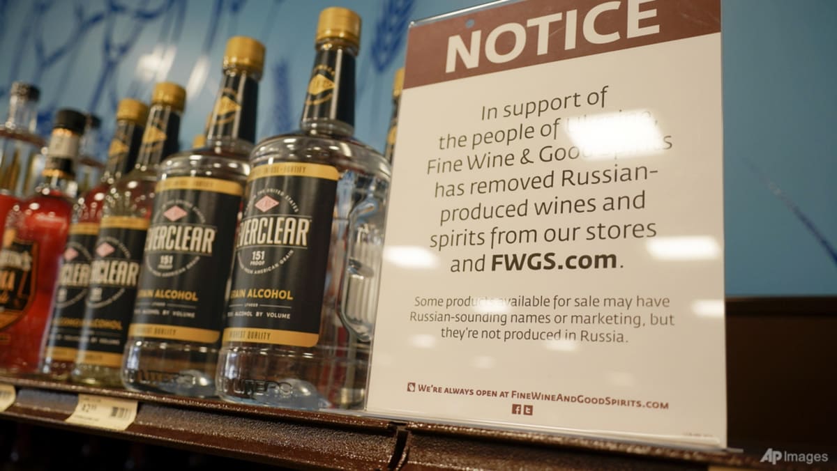 Comentario: boicotear los productos rusos puede parecer correcto, pero ¿qué se logra?