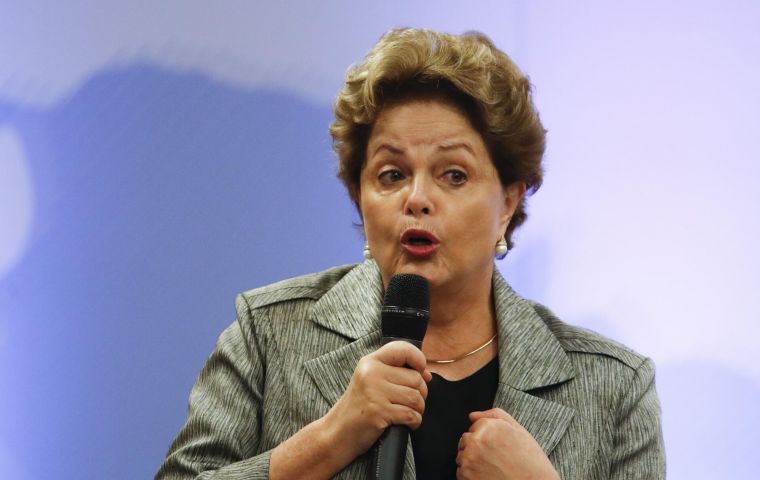 Rousseff describió la predicción del fondo de inversión BlackRock de que habrá una nacionalización de las cadenas de valor en medio de las sanciones contra Moscú.