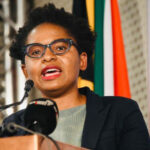 El ministro Ntshavheni dice que los informes trimestrales de SABC deben retirarse