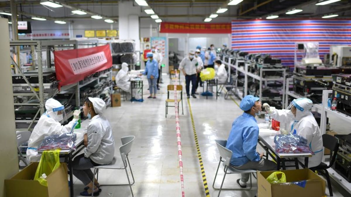 Foxconn trabajará bajo la burbuja de COVID en Shenzhen hasta el domingo: documento