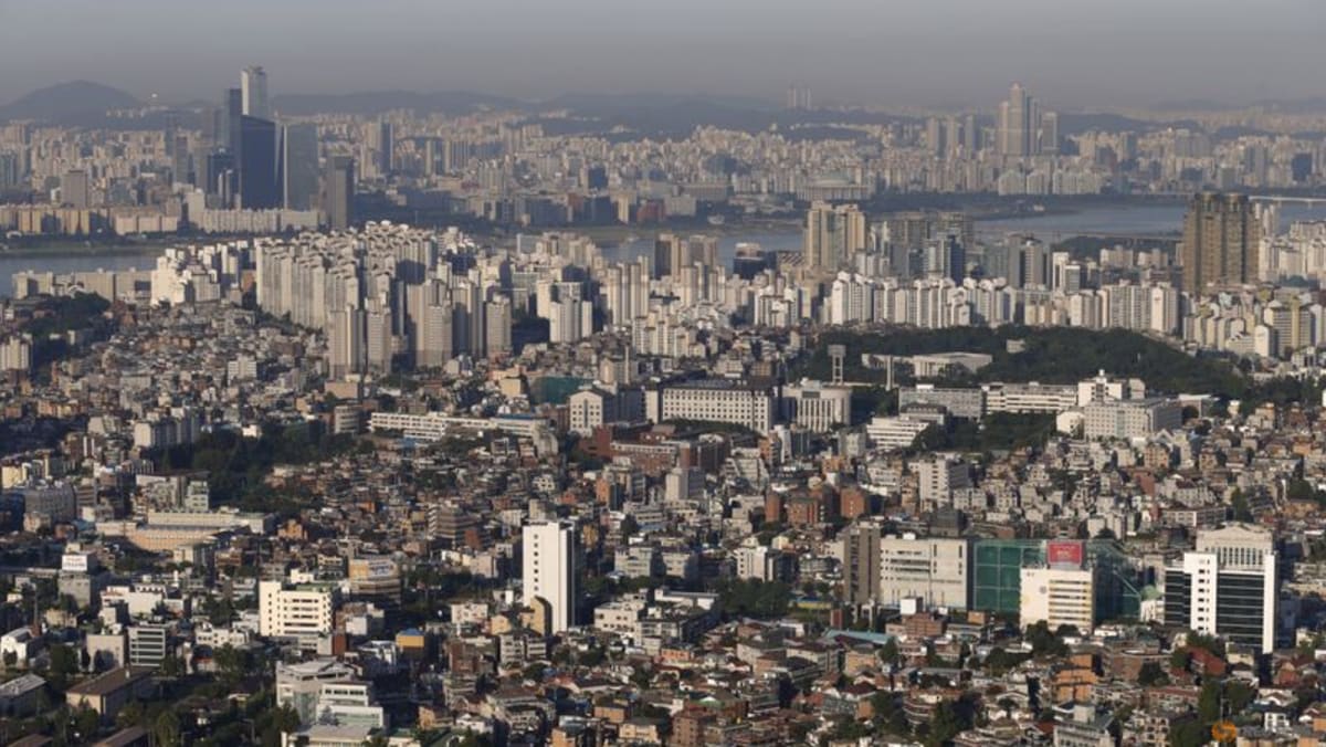 La confianza empresarial de los fabricantes de Corea del Sur en abril cae más en dos años