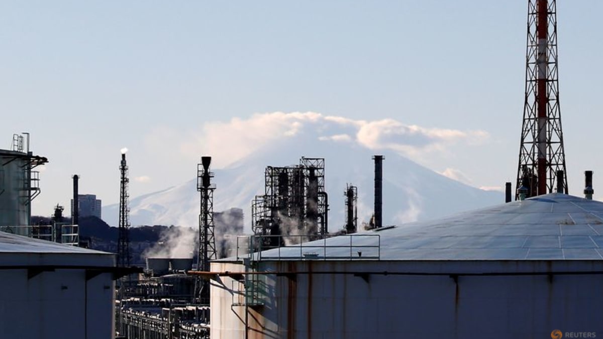 Los pedidos de maquinaria básica de Japón en enero caen un 2,0% mes a mes