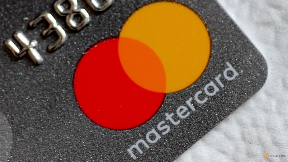 Mastercard bloquea múltiples instituciones financieras por sanciones a Rusia