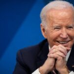 Periodista del WSJ instó a Biden a no comentar sobre temas delicados sin preparación