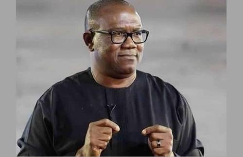 2023: El exgobernador de Anambra, Peter Obi, elige la forma presidencial del PDP para competir contra Atiku