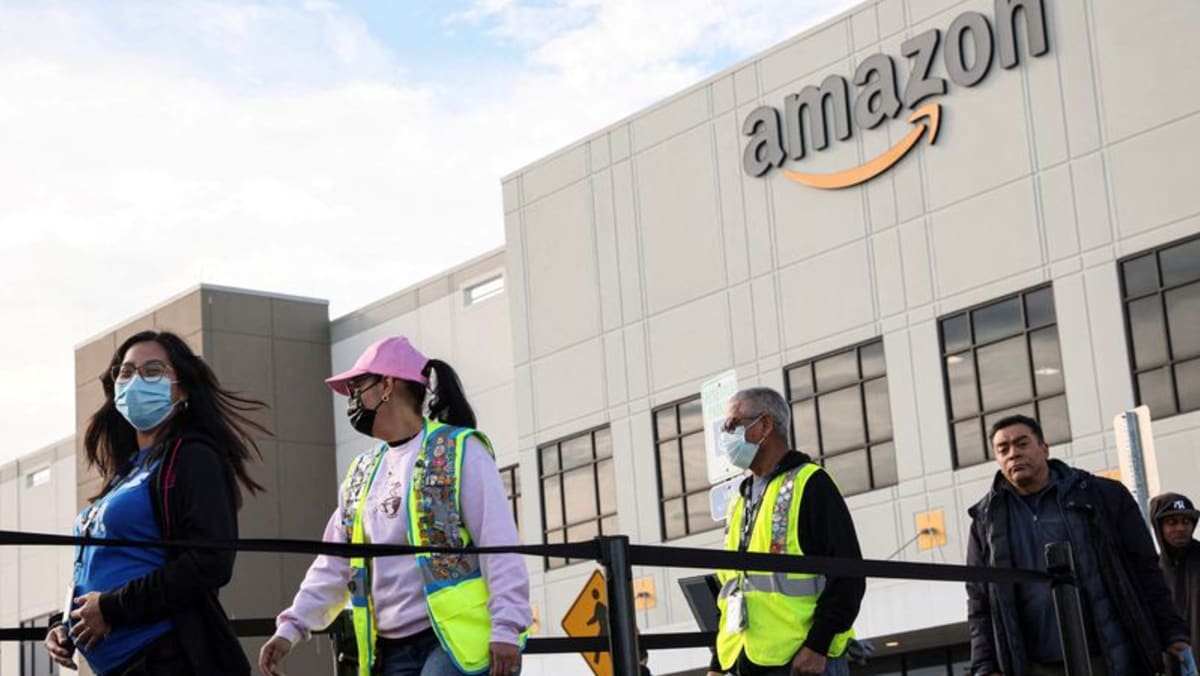 Amazon se opone a la victoria del sindicato en Staten Island, alegando interferencia