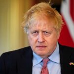 Boris Johnson se disculpó dos veces en dos días por infringir la ley.  ¿Ahora que?  |  CNN