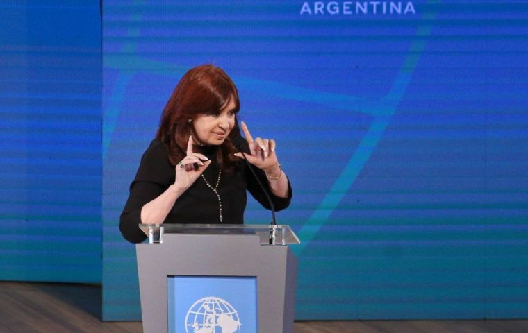 CFK destacó que el derecho internacional debe ser respetado por todos los países