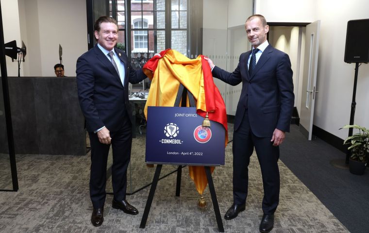 Se espera que la oficina de Londres refuerce la asociación Conmebol-UEFA de manera más eficiente y rápida.