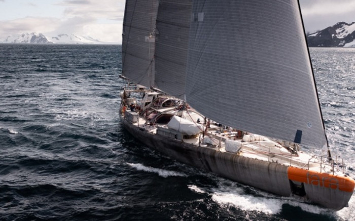 El buque de investigación francés Schooner Tara llega a V&A Waterfront