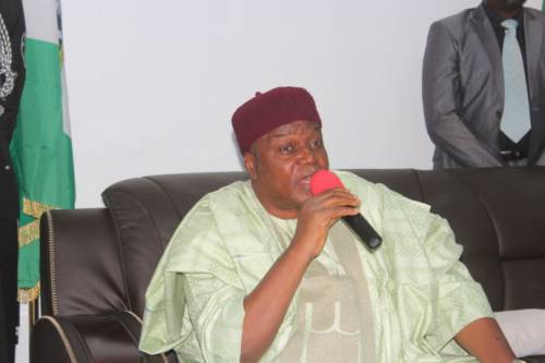 El gobierno de Taraba vende el formulario N3000 a 10,000 jóvenes solo para emplear a 160