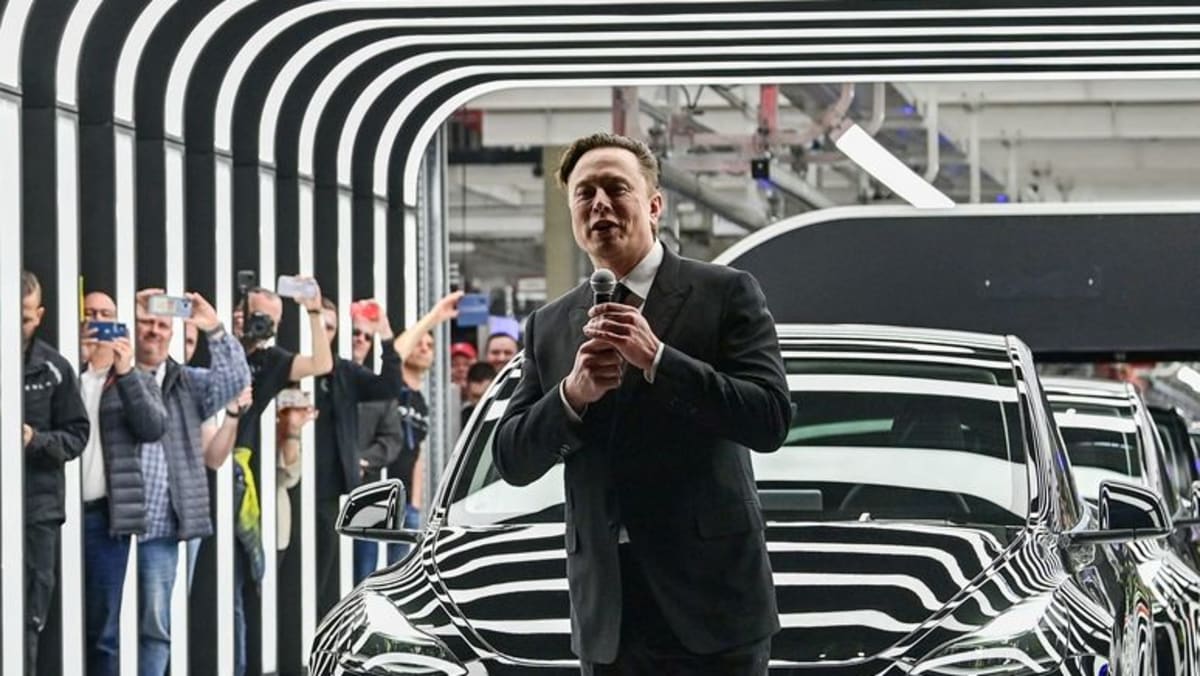 El juez dictamina que los tweets de Musk sobre la privatización de Tesla eran falsos, dicen los inversores