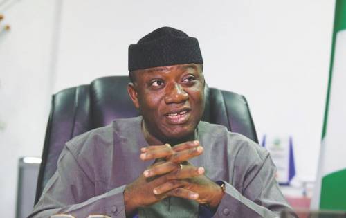 La gobernadora Fayemi 'ordeña' los fondos del gobierno local en Ekiti, la asignación mensual más alta que obtuve fue de N4,5 millones: expresidente del consejo, Fajuyi