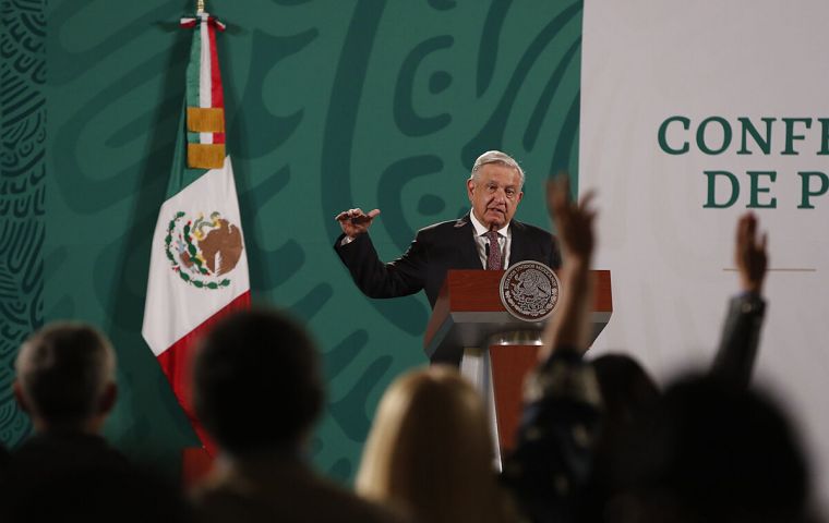 Presidente AMLO: 40% de sus declaraciones son supuestamente falsas