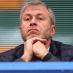 Reino Unido congela 13.000 millones de dólares en activos vinculados a asociados de Abramovich