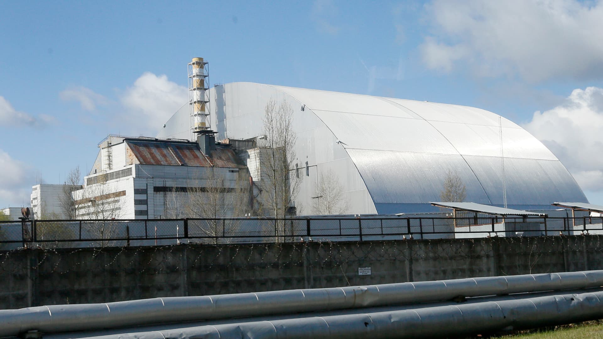Rusia devuelve el control de la planta nuclear de Chernobyl a Ucrania, dice el OIEA