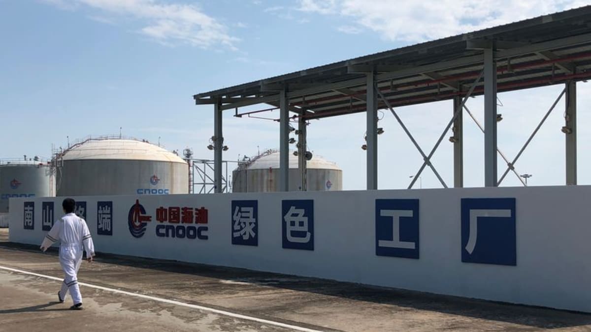 Utilidad neta del primer trimestre de CNOOC de China se duplica, producción interna aumenta