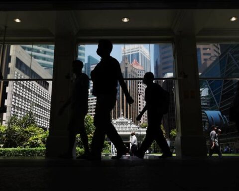 ¿Temores de recesión?  Algunas empresas en Singapur se preparan para los tiempos difíciles que se avecinan