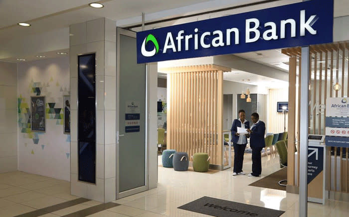 African Bank más que duplica sus ganancias semestrales con una nueva estrategia