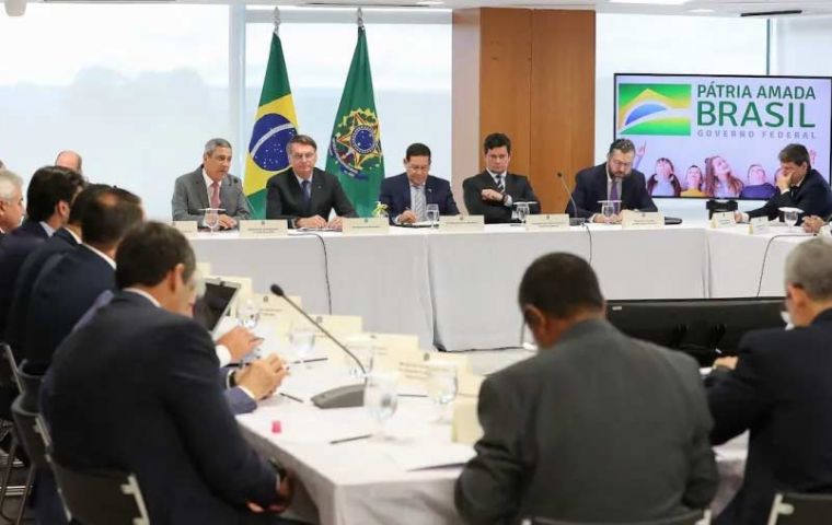 Bolsonaro también enfatizó que todos los ministros tenían