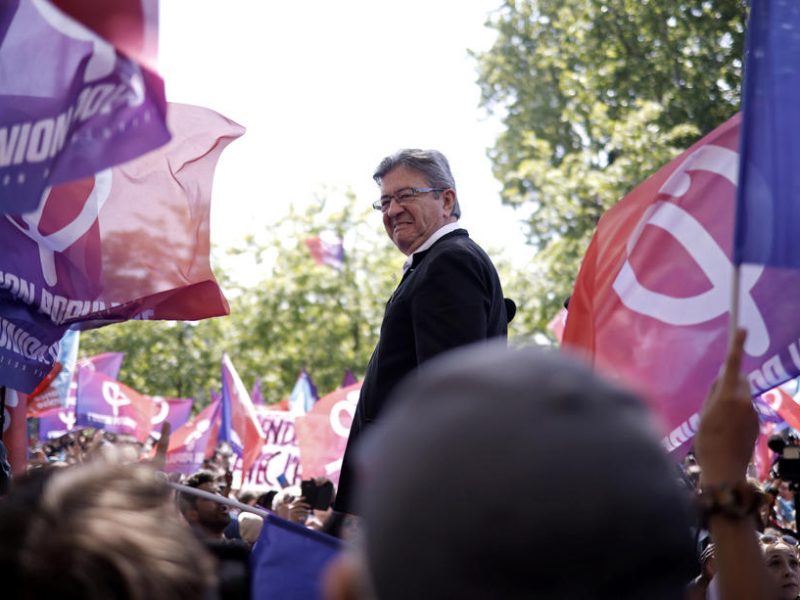 El Partido Socialista francés en desorden después de unirse a la nueva alianza de izquierda