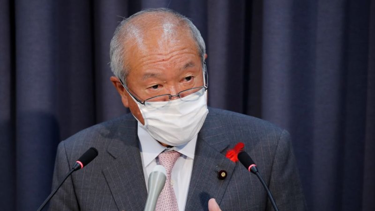 El ministro de Finanzas de Japón, Suzuki, dice que es incorrecto suponer que el BOJ comprará bonos indefinidamente