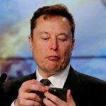 Elon Musk hace una pausa en el acuerdo de Twitter después de una persecución agresiva