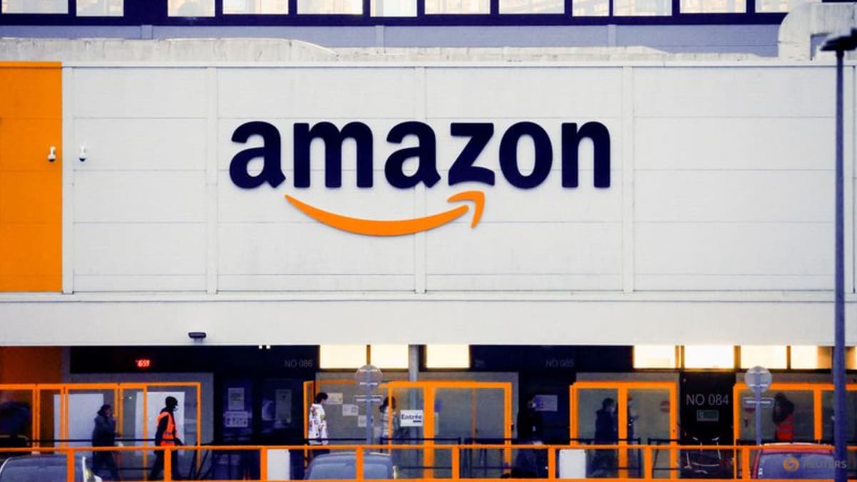 La propuesta de los inversores de Amazon para revisar el uso del plástico no se aclara por poco