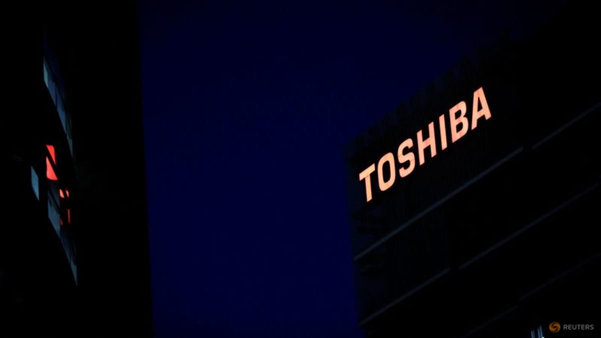 Las firmas de compra exclusivas japonesas JIP y Polaris consideran ofertas por Toshiba: fuentes