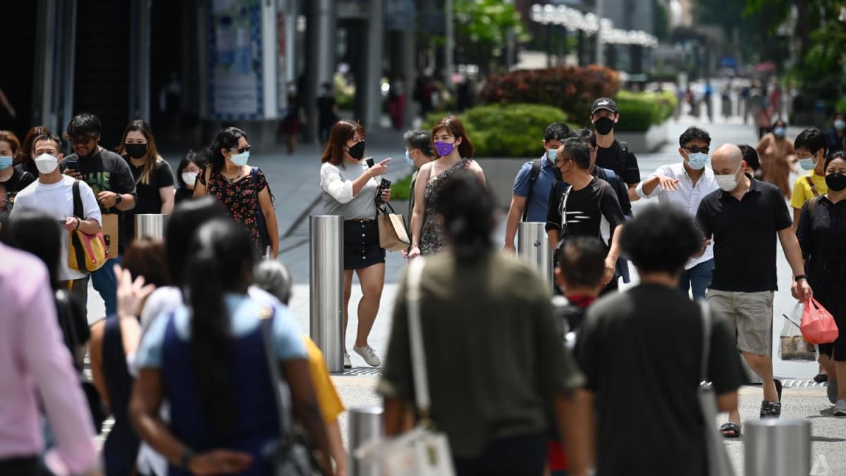 Las ventas minoristas de Singapur aumentan un 8,7% en marzo, revirtiendo la caída de febrero