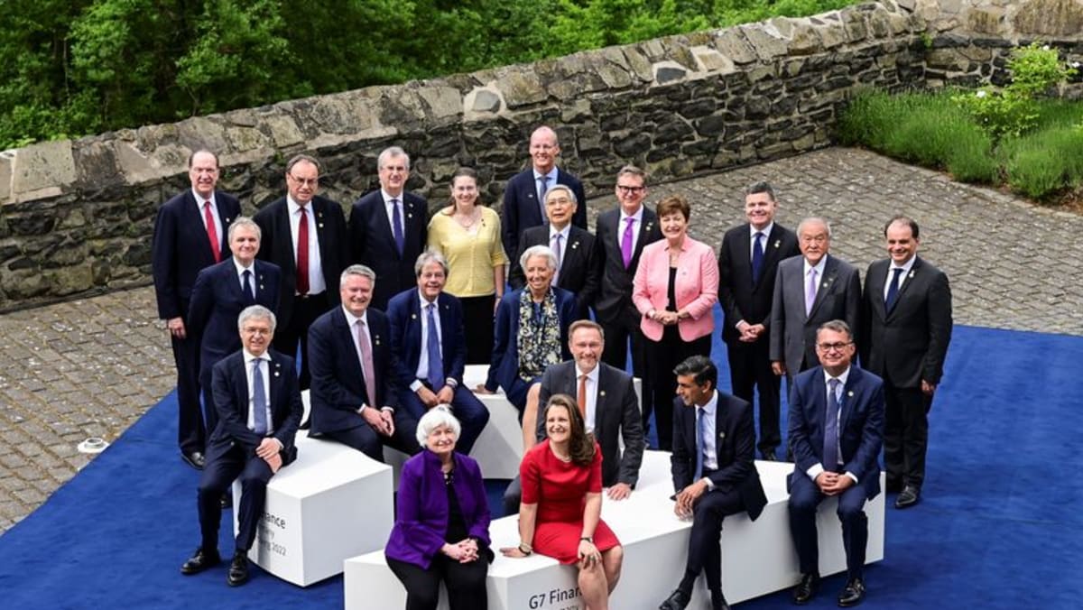 Líderes financieros del G7 reafirman compromiso cambiario en comunicado