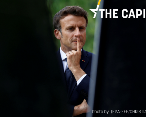 Macron dice que la 'comunidad política europea' no sustituye a la ampliación