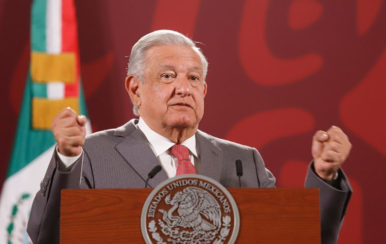 “Si hay exclusiones, si no están todos los países invitados, México va a enviar una representación, pero yo no voy a asistir”,… indicó Lopex Obrador…