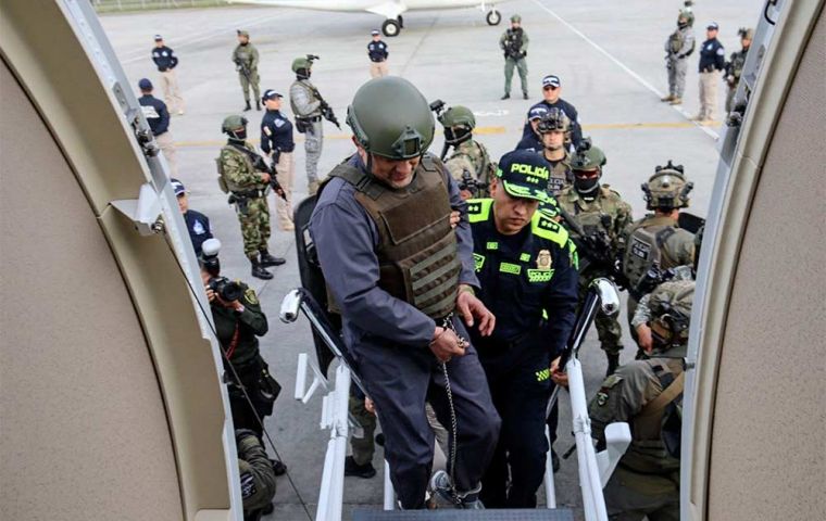 “Una vez que cumpla esas condenas volverá a Colombia a pagar los delitos que cometió en nuestro país”, dijo Duque (Foto AFP)