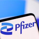 Pfizer mantiene sin cambios el pronóstico de ventas de COVID-19 a medida que disminuyen los frenos pandémicos