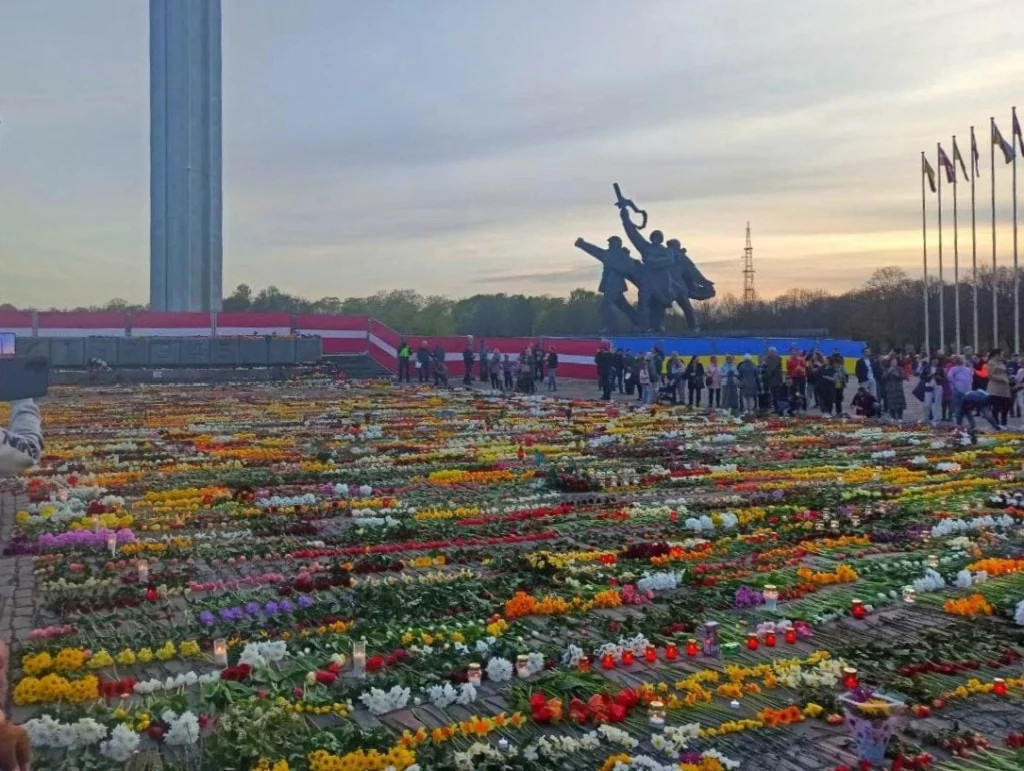 Provocación peligrosa: un monumento a los soldados soviéticos fue condenado en Letonia Patria en el Neva