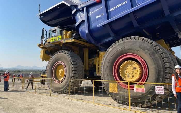 Ramaphosa abordará el lanzamiento del primer camión propulsado por hidrógeno de Anglo American