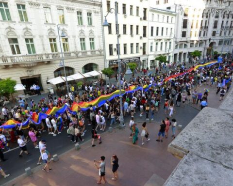 Reino Unido y Rumania pierden terreno en derechos LGBTI a pesar del progreso general en Europa