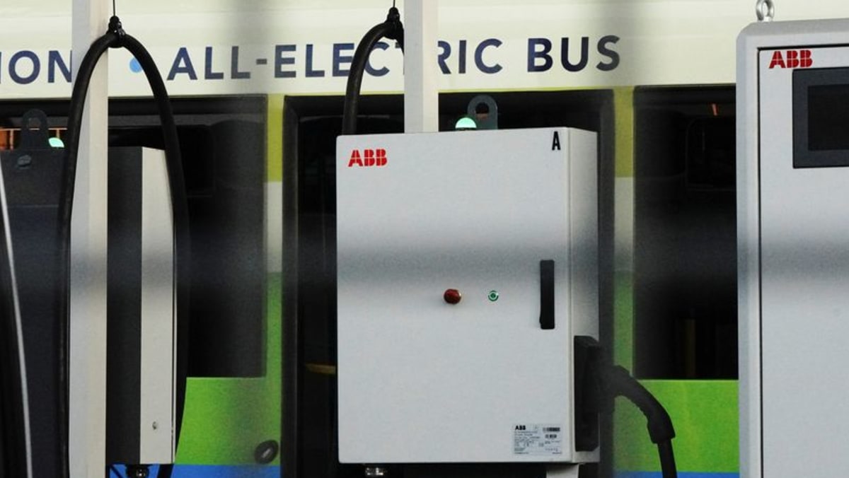 ABB retrasa la salida a bolsa del negocio de movilidad eléctrica citando un mercado 'desafiante'