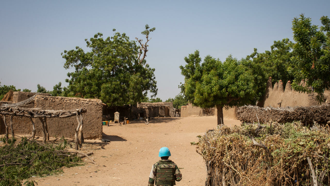 Bomba mata a dos cascos azules de la ONU en el centro de Malí