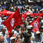 Cientos de personas protestan en Túnez contra el plan de referéndum constitucional de Saied